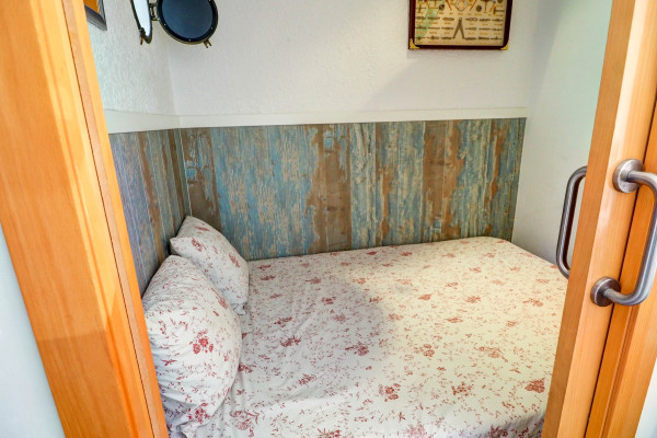 #10011 - Aquarium Apartment | Holiday Rentals | Hello Homes Sitges