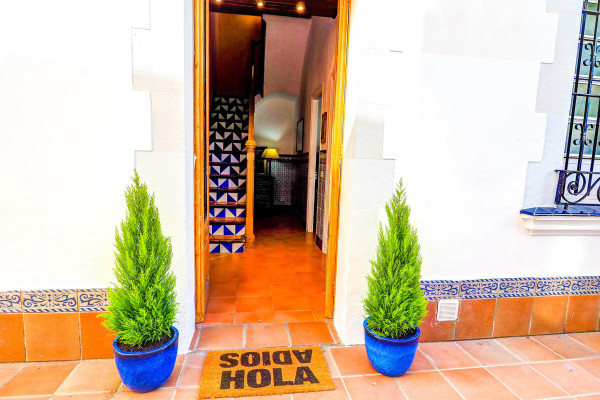 #11093 - The Beach House Paradise | Holiday Rentals | Hello Homes Sitges
