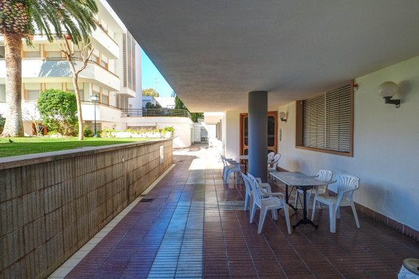 #11550 - Clarimar Apartment | Holiday Rentals | Hello Homes Sitges