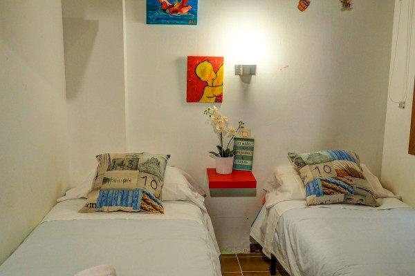#11566 - Clarimar Apartment | Holiday Rentals | Hello Homes Sitges