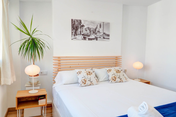 #11592 - Secret Garden Apartment | Holiday Rentals | Hello Homes Sitges
