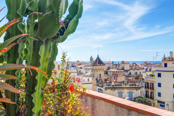 #11597 - Secret Garden Apartment | Holiday Rentals | Hello Homes Sitges