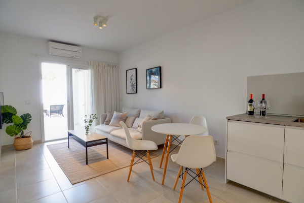 #13650 - Camelot Apartment | Holiday Rentals | Hello Homes Sitges