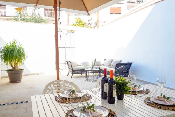#13666 - Camelot Apartment | Holiday Rentals | Hello Homes Sitges