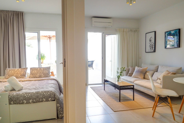 #13670 - Camelot Apartment | Holiday Rentals | Hello Homes Sitges