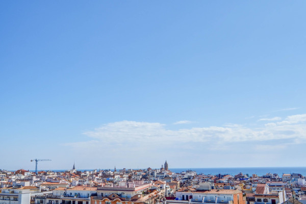 #15911 - Linda Vista Oasis Penthouse | Holiday Rentals | Hello Homes Sitges