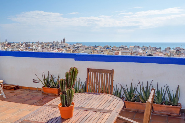 #15925 - Linda Vista Oasis Penthouse | Holiday Rentals | Hello Homes Sitges