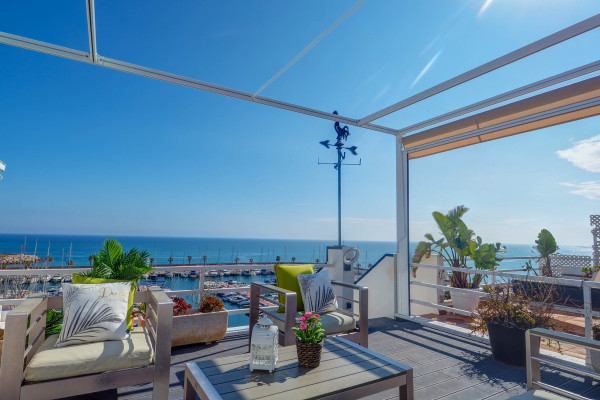 #16294 - The Moonlight Sea View | Holiday Rentals | Hello Homes Sitges