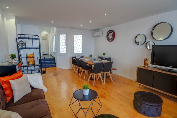 #16304 - The Moonlight Sea View | Holiday Rentals | Hello Homes Sitges