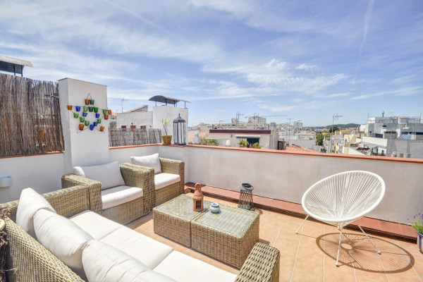 #16772 - Bonaire Penthouse | Holiday Rentals | Hello Homes Sitges
