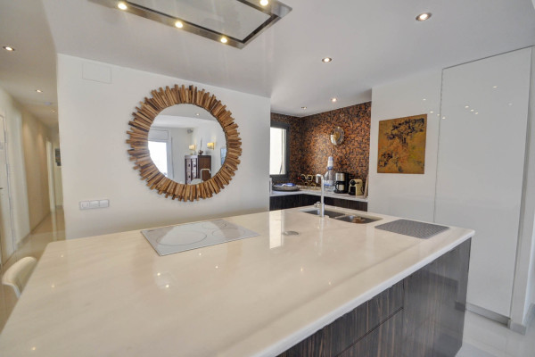 #16773 - Bonaire Penthouse | Holiday Rentals | Hello Homes Sitges