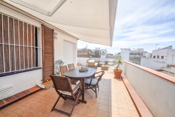 #16778 - Bonaire Penthouse | Holiday Rentals | Hello Homes Sitges