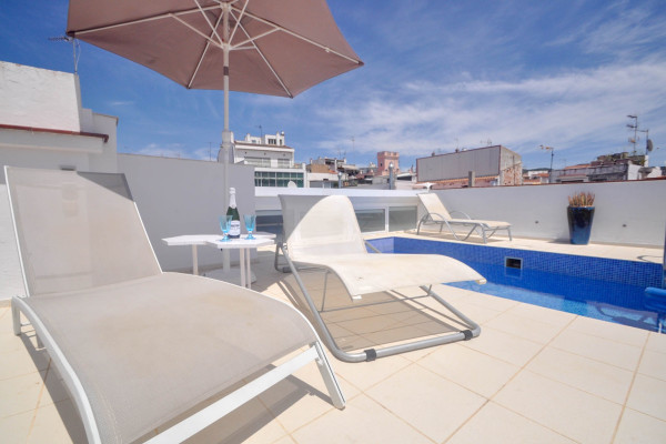 #16780 - Bonaire Penthouse | Holiday Rentals | Hello Homes Sitges