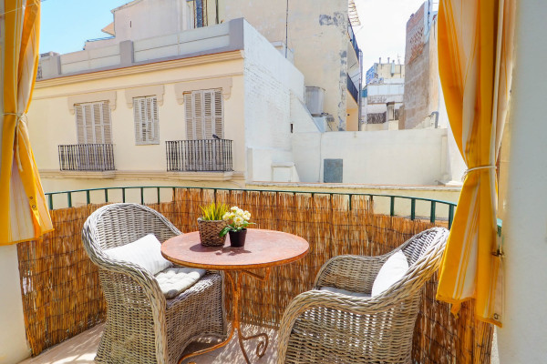 #17438 - The Loft | Holiday Rentals | Hello Homes Sitges