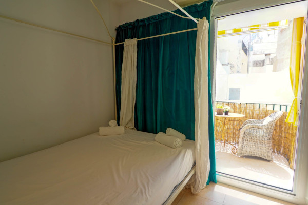 #17442 - The Loft | Holiday Rentals | Hello Homes Sitges
