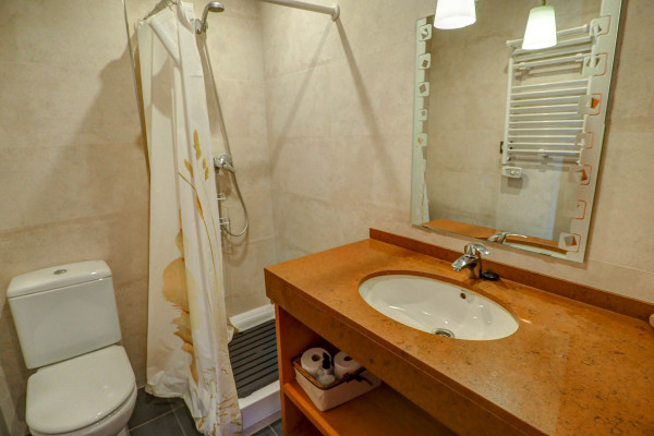#17622 - Seaside April Apartment | Holiday Rentals | Hello Homes Sitges