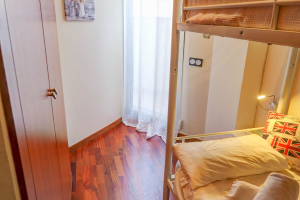 #17627 - Seaside April Apartment | Holiday Rentals | Hello Homes Sitges