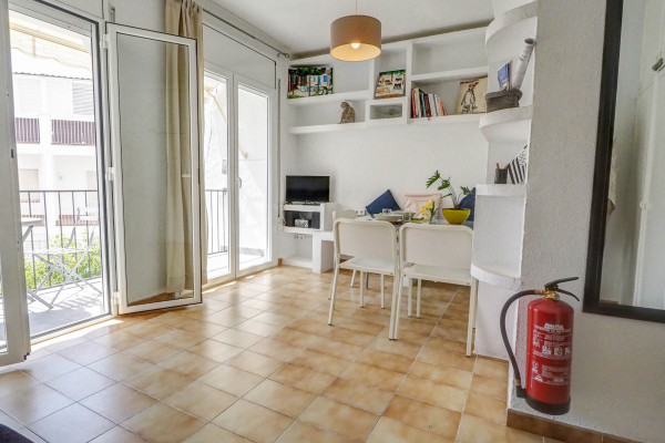 #27772 - Espalter Onyx | Holiday Rentals | Hello Homes Sitges
