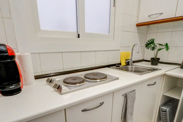 #27773 - Espalter Onyx | Holiday Rentals | Hello Homes Sitges