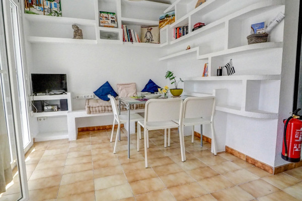 #27775 - Espalter Onyx | Holiday Rentals | Hello Homes Sitges