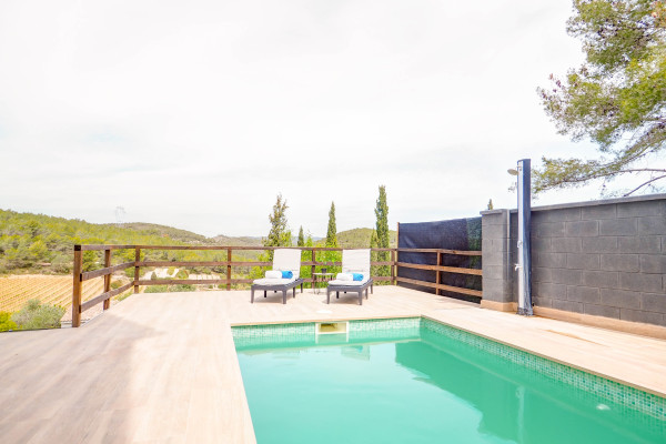 #27873 - Villa Papallona | Holiday Rentals | Hello Homes Sitges
