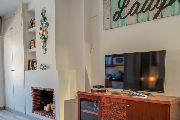 #29911 - The Beach Studio | Holiday Rentals | Hello Homes Sitges