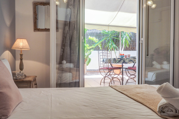 #33722 - Zafiro Apartment | Holiday Rentals | Hello Homes Sitges