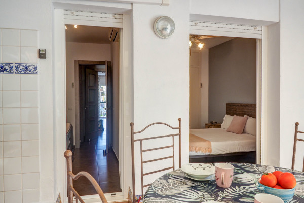 #33727 - Zafiro Apartment | Holiday Rentals | Hello Homes Sitges
