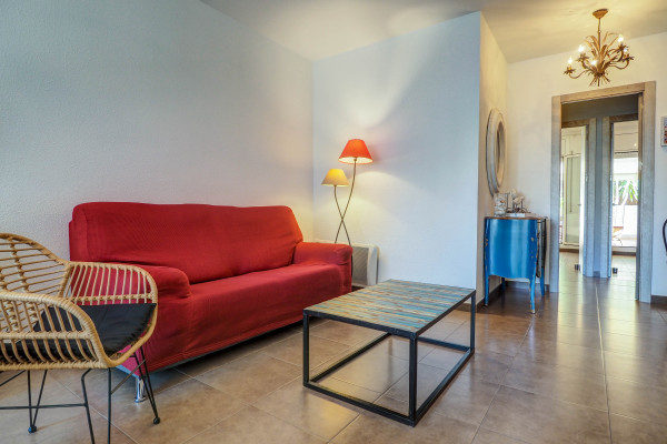 #33733 - Zafiro Apartment | Holiday Rentals | Hello Homes Sitges