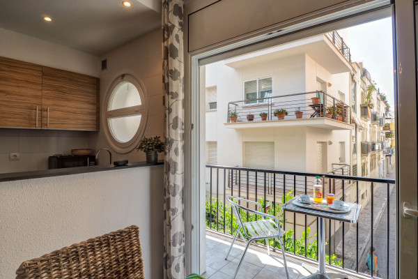 #33758 - Zafiro Apartment | バケーションレンタル | Hello Homes Sitges