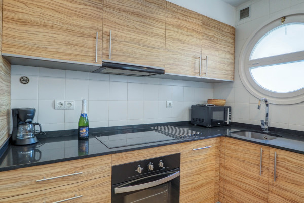 #33762 - Zafiro Apartment | Holiday Rentals | Hello Homes Sitges
