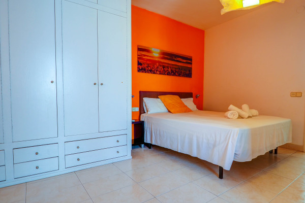 #34198 - Sea and Sand Penthouse | Holiday Rentals | Hello Homes Sitges