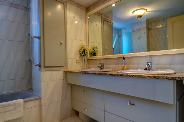 #34207 - Sea and Sand Penthouse | Holiday Rentals | Hello Homes Sitges