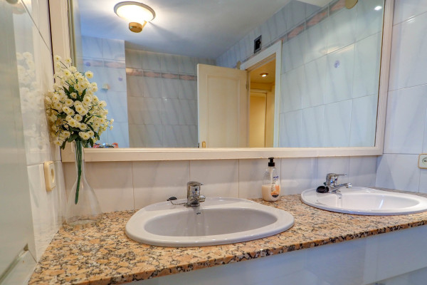 #34208 - Sea and Sand Penthouse | Holiday Rentals | Hello Homes Sitges
