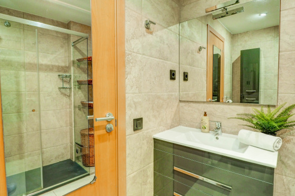 #37161 - Benito Apartment | Holiday Rentals | Hello Homes Sitges