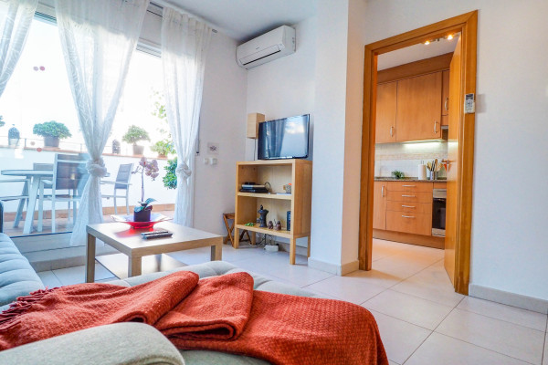 #37203 - Benito Apartment | Holiday Rentals | Hello Homes Sitges