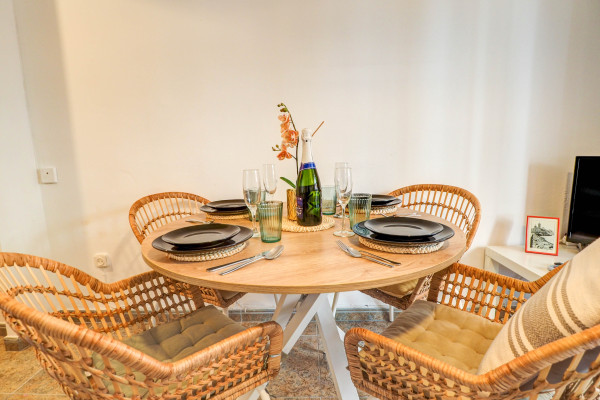 #37331 - Cervantes Apartment | Holiday Rentals | Hello Homes Sitges