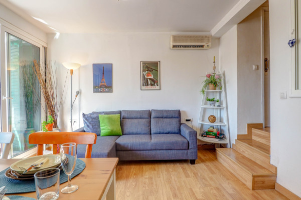 #37424 - Carmen Apartment | Holiday Rentals | Hello Homes Sitges