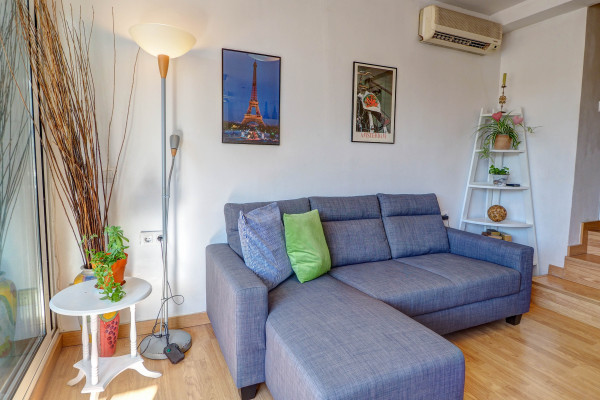 #37430 - Carmen Apartment | Holiday Rentals | Hello Homes Sitges