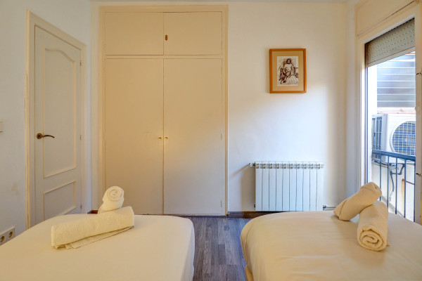 #37504 - The Lilium Apartment | Holiday Rentals | Hello Homes Sitges