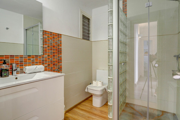 #37510 - The Lilium Apartment | Holiday Rentals | Hello Homes Sitges