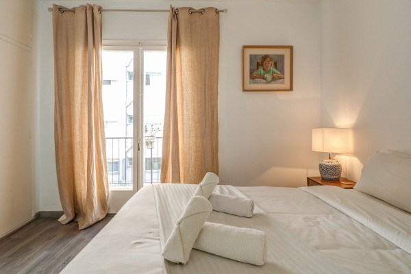 #37521 - The Lilium Apartment | Holiday Rentals | Hello Homes Sitges