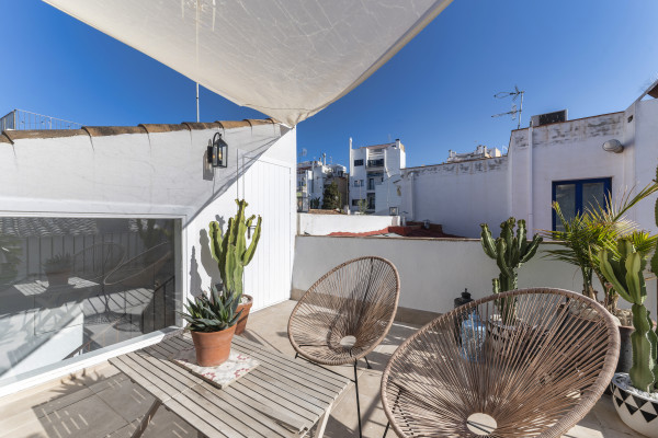 #38026 - Casa Azul | Holiday Rentals | Hello Homes Sitges