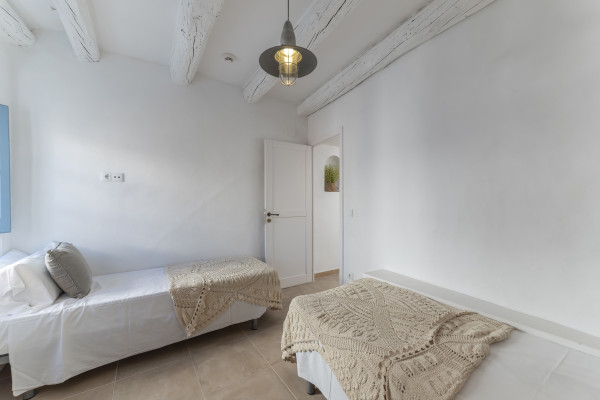 #38041 - Casa Azul | Holiday Rentals | Hello Homes Sitges