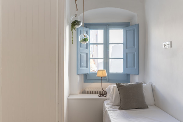 #38043 - Casa Azul | Holiday Rentals | Hello Homes Sitges