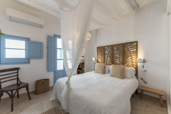 #38044 - Casa Azul | Holiday Rentals | Hello Homes Sitges