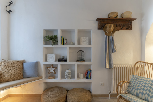 #38063 - Casa Azul | Holiday Rentals | Hello Homes Sitges