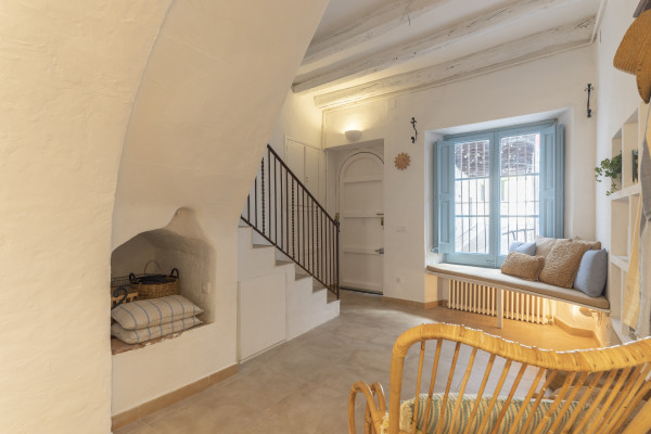 #38065 - Casa Azul | Holiday Rentals | Hello Homes Sitges