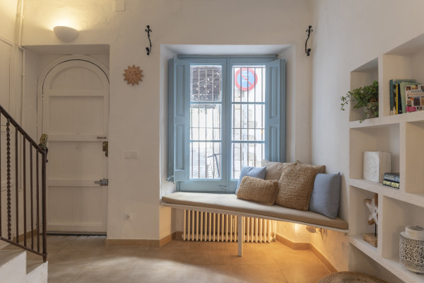 #38066 - Casa Azul | Holiday Rentals | Hello Homes Sitges