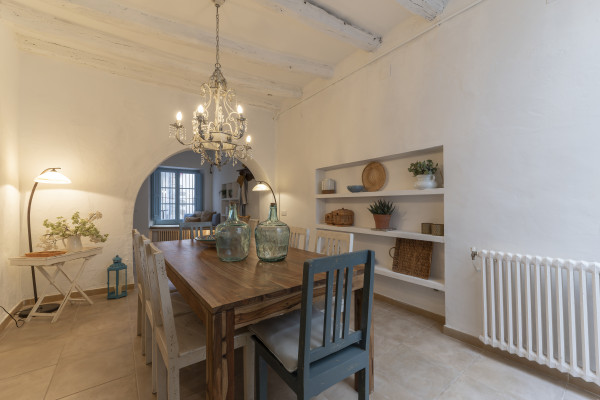 #38070 - Casa Azul | Holiday Rentals | Hello Homes Sitges